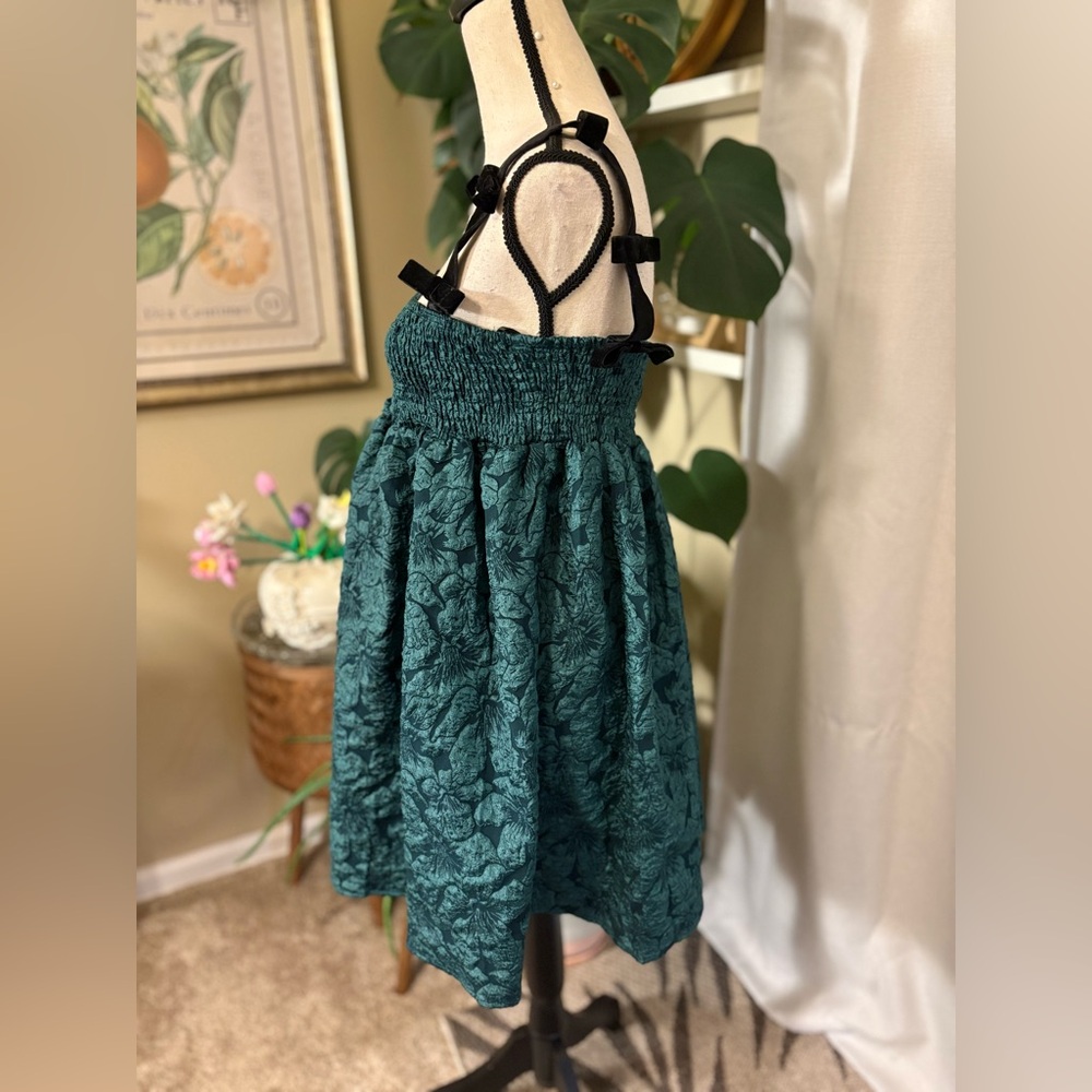 Emerald Green Mini Dress with Black Bow Velvet Straps - Picture 4 of 10